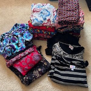HUGE mixed lot of Lularoe resellers box!  MAKE OFFER